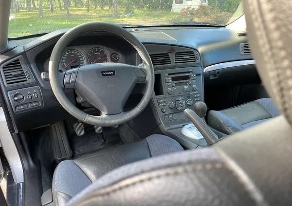 Volvo S60 cena 11900 przebieg: 260000, rok produkcji 2002 z Ustka małe 301